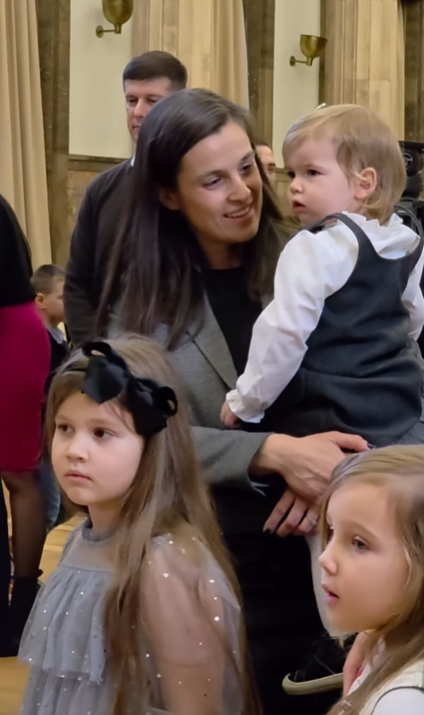 Aleksandar Vučić (6).png