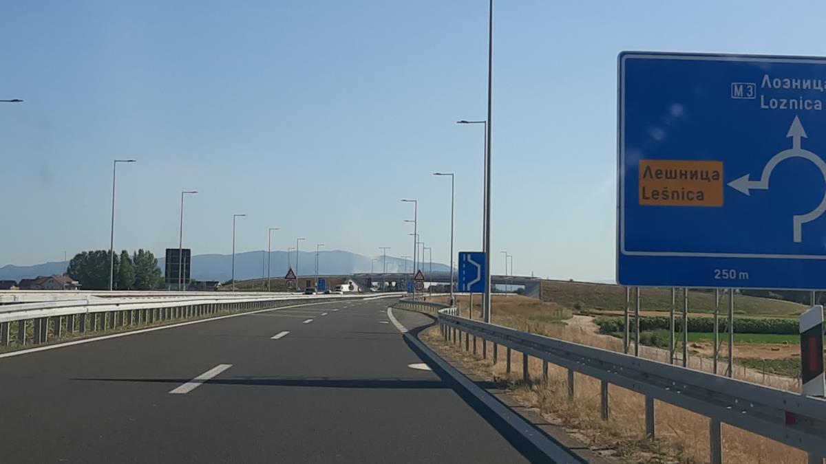 LOZNICA - Neki ispravljaju kružne tokove.jpg