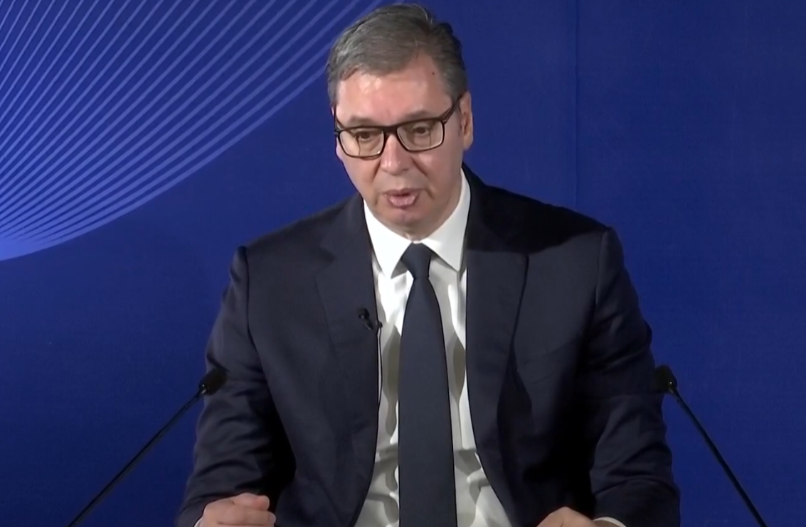 ALeksandar Vučić (1).png