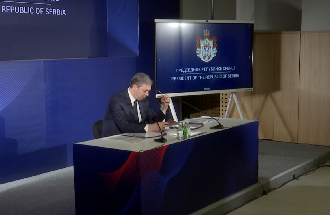 ALeksandar Vučić (2).png