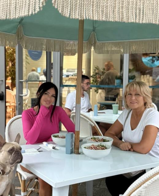 STANIJA PRESREĆNA ZBOG MAME Podelila fotografije sa Slavicom iz Amerike, pa otkrila zašto tamo nema prijatelje: Stalno imam taj osećaj...