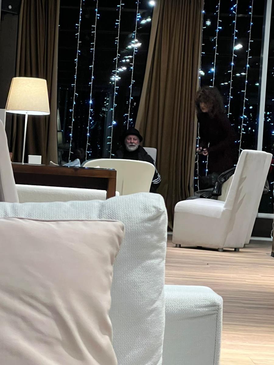 KURIR PAPARACO! Žika i Jelena iz Zane zaljubljeni ko prvog dana, evo s kojim popularnim likovima smo ih sreli u Budvi (FOTO)