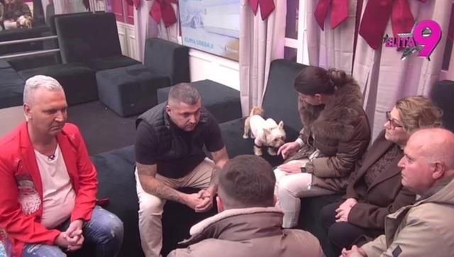 ANELI OČI U OČI SA ASMINOVOM PORODICOM! Ovo suočavanje su svi čekali, pljuštale optužbe: Nije Mustafa loš, Melvida je veštica