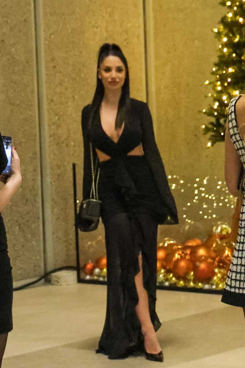 paparaco: Kristina Beronja, bivša devojka Draška Stanivukovića u Beogradu slavi Novu godinu