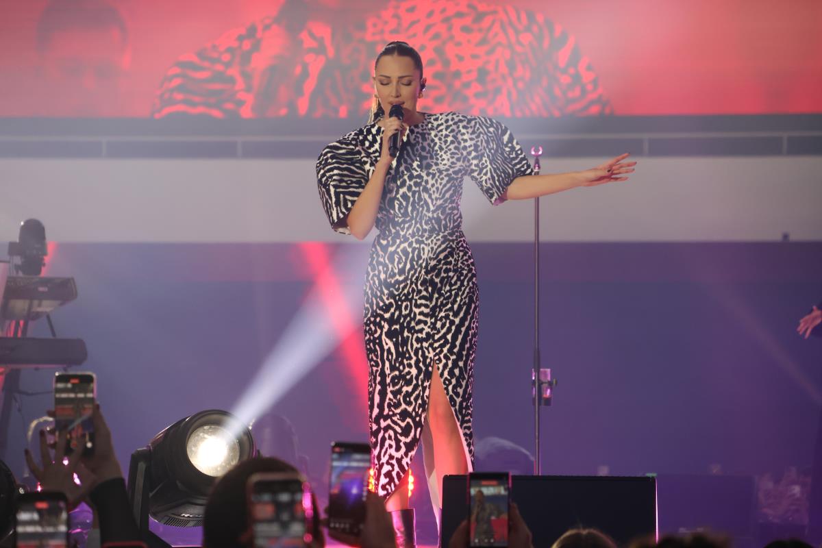 Aleksandra Prijović - ZG Nova godina