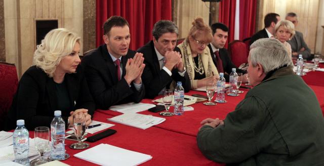 zorana-mihajlovicsinisa-mali-sastanak-skupstina-grada.jpg