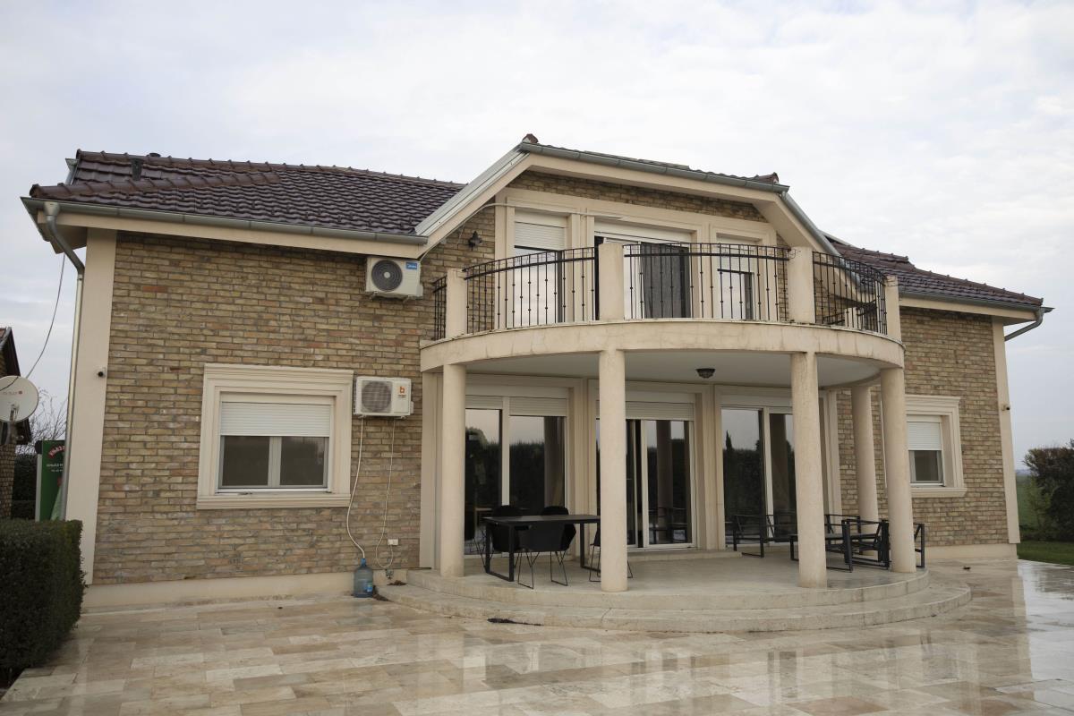 natasa bekvalac nemanja nikolic (8).jpg