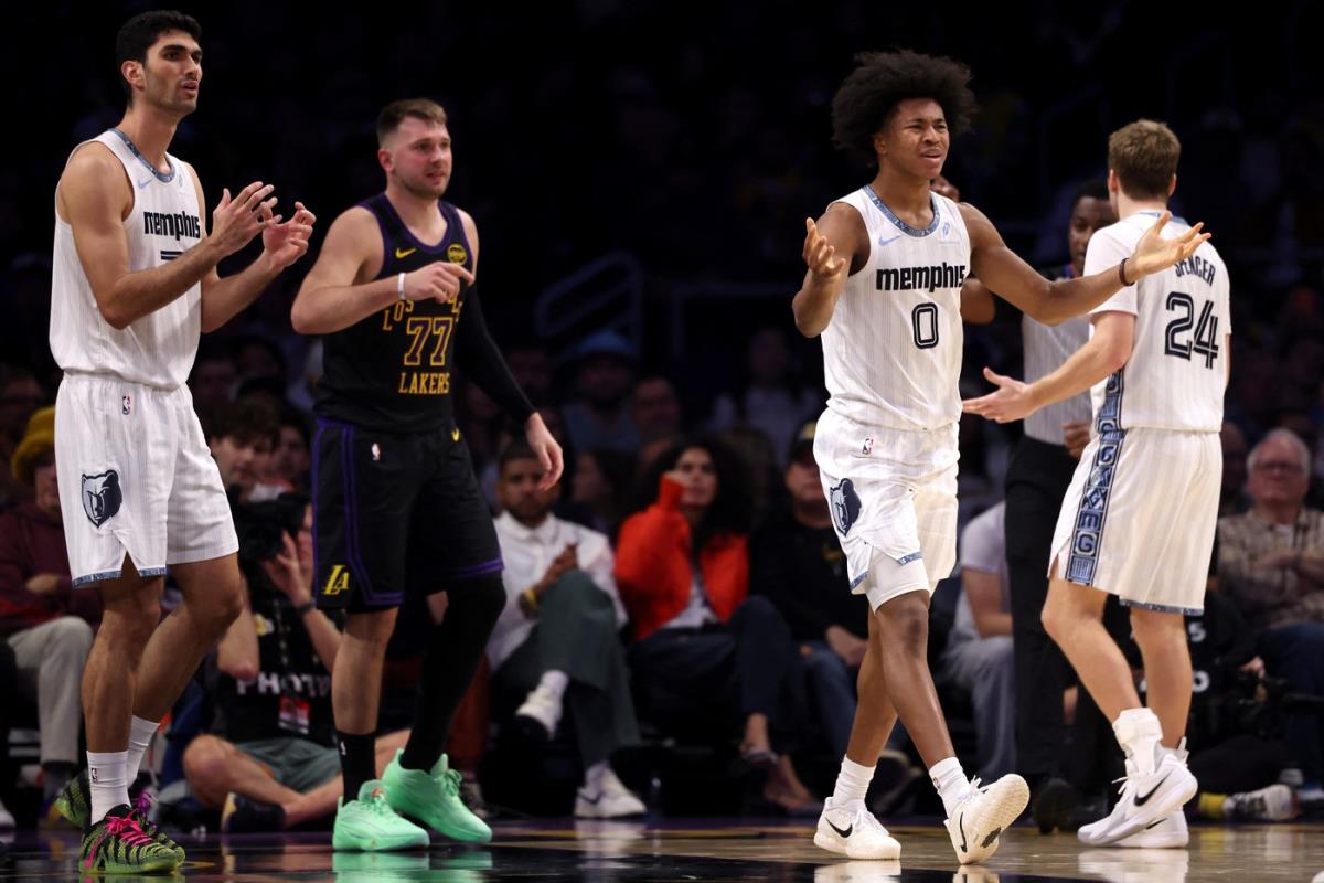 Luka Dončić na meču Los Anđeles Lejkers - Memfis Grizlis