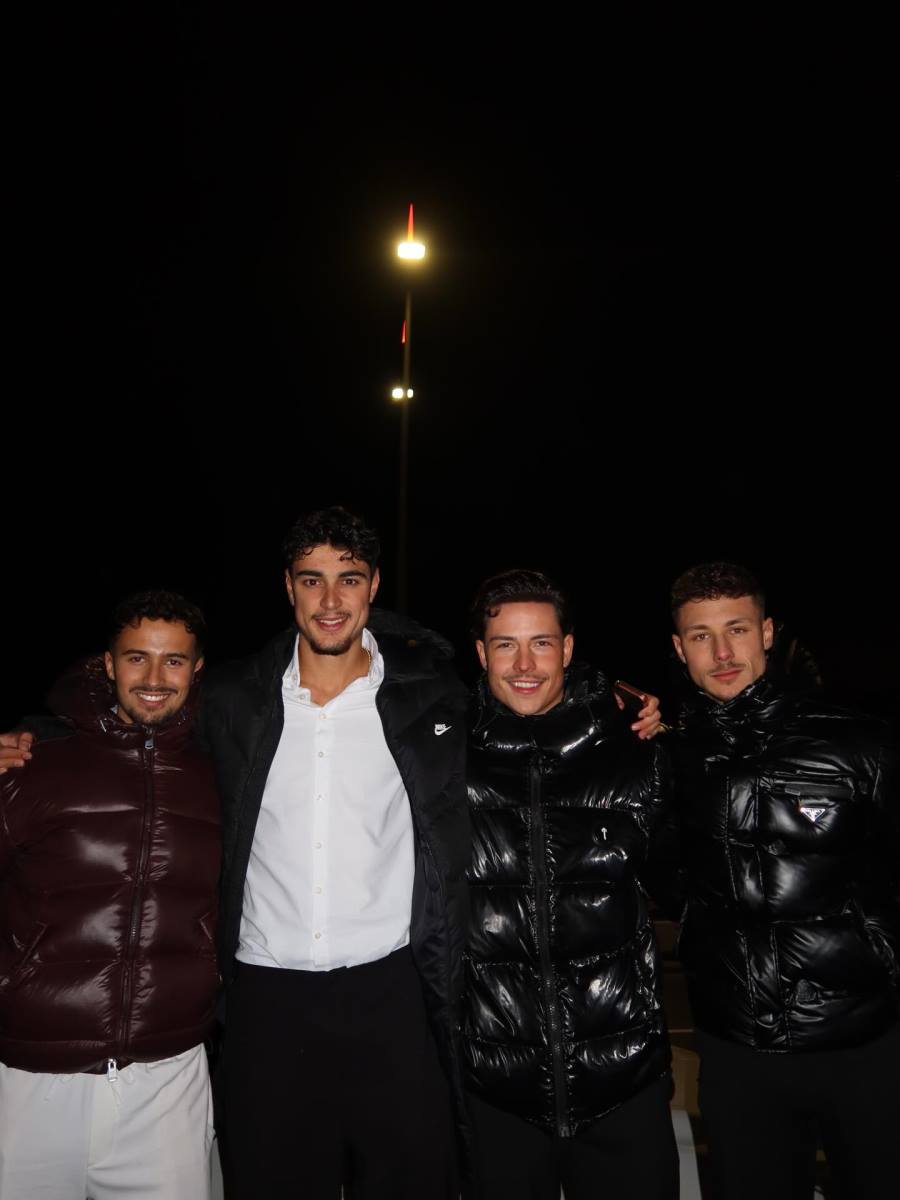 Aleksandar Pavlović u Beogradu sa prijateljima