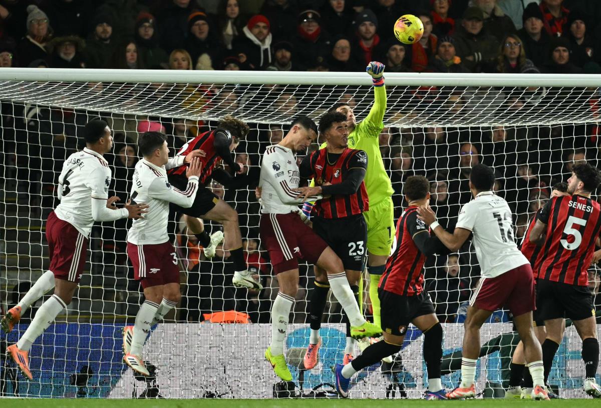 Đorđe Petrović, Bornmut, Arsenal, Premijer liga