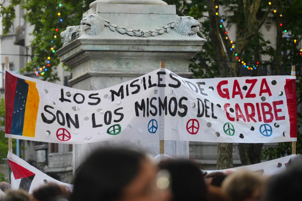 Urguvaj demnostracije04 EPA Diego Lafalche.jpg