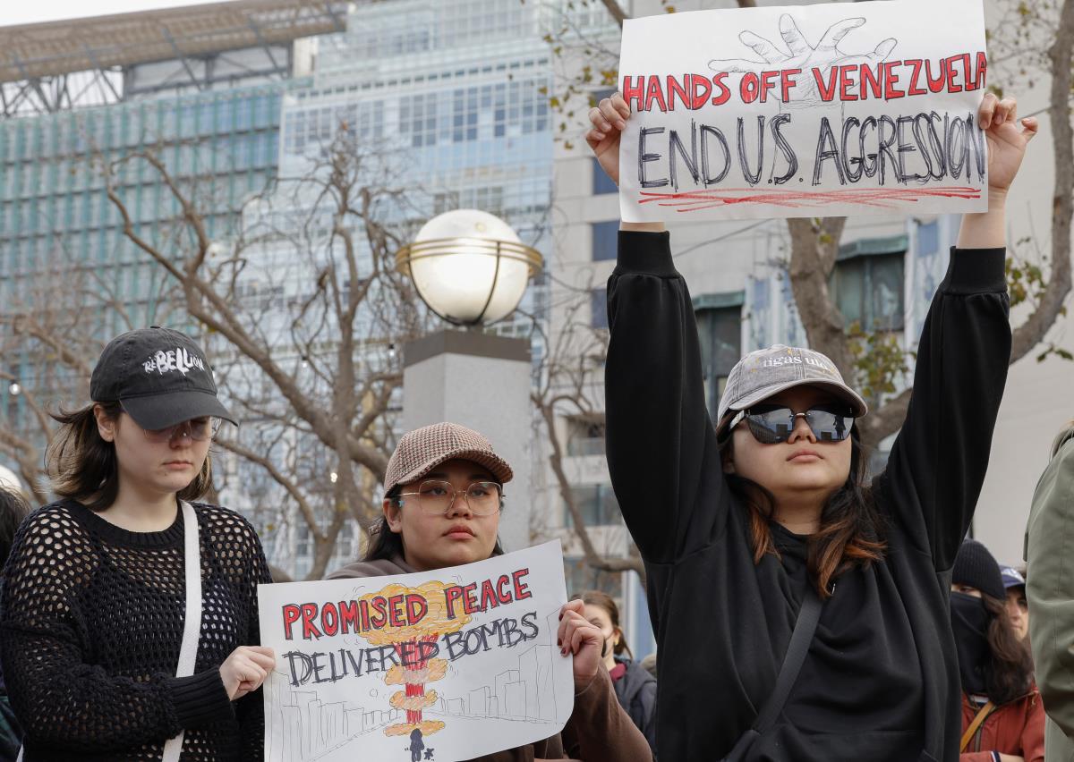 San Francisko05 EPA John G Mabanglo.jpg