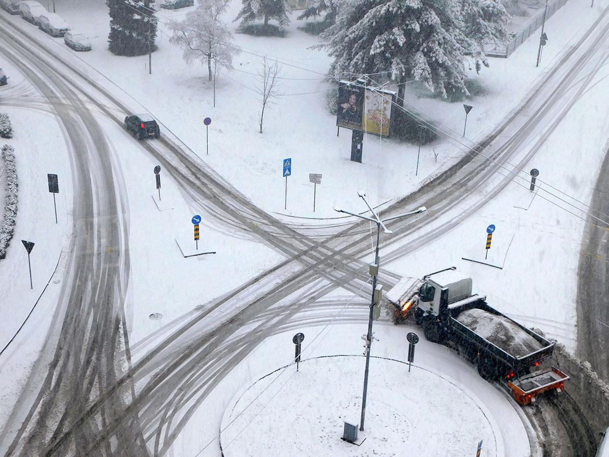 LOZNICA -Mora da se čisti.JPG
