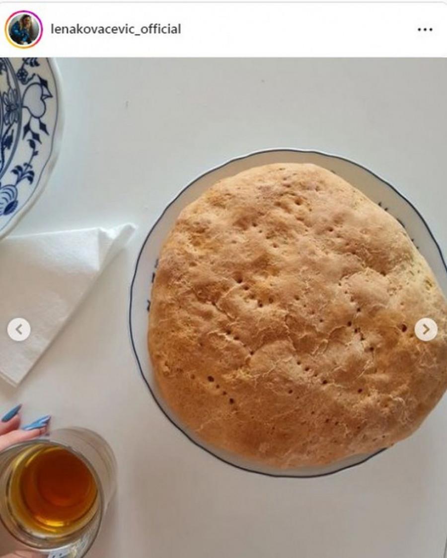 POZNATE DAME SVAKE GODINE MESE ČESNICU! Ponosno ih pokazuju: Ovako su ranije izgledale njihove trpeze