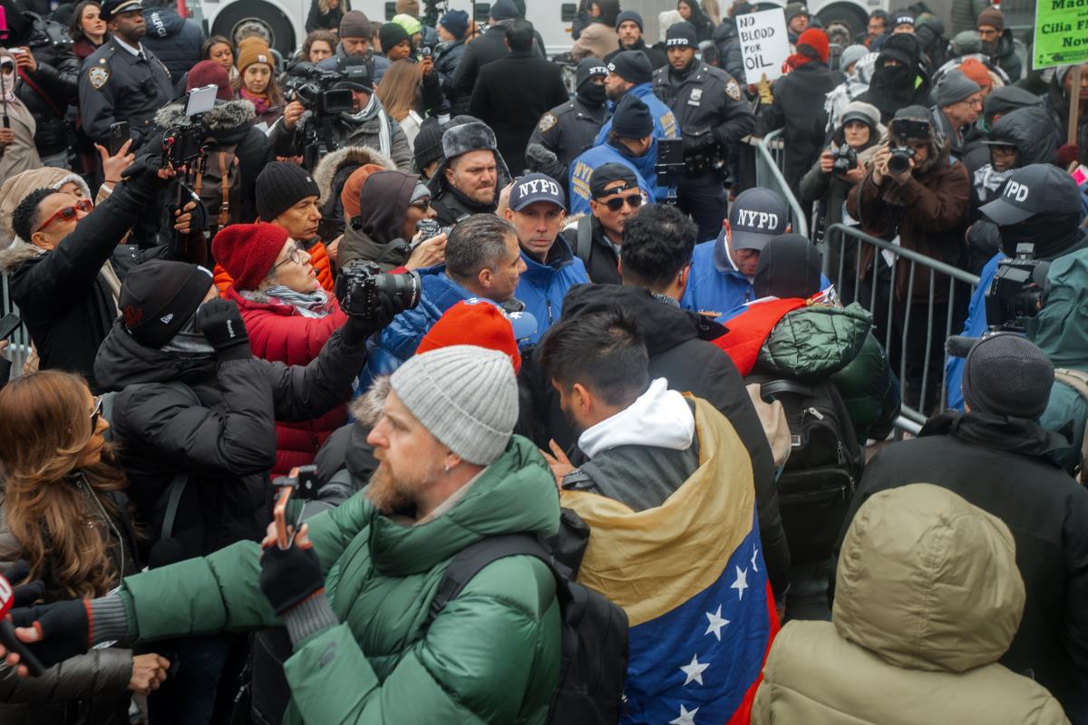 Njujork03 EPA Olga Fedorova.jpg