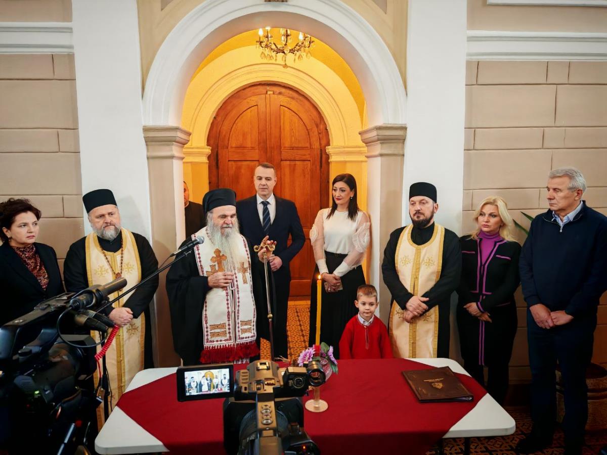 Unošenje Badnjaka 6.jpg