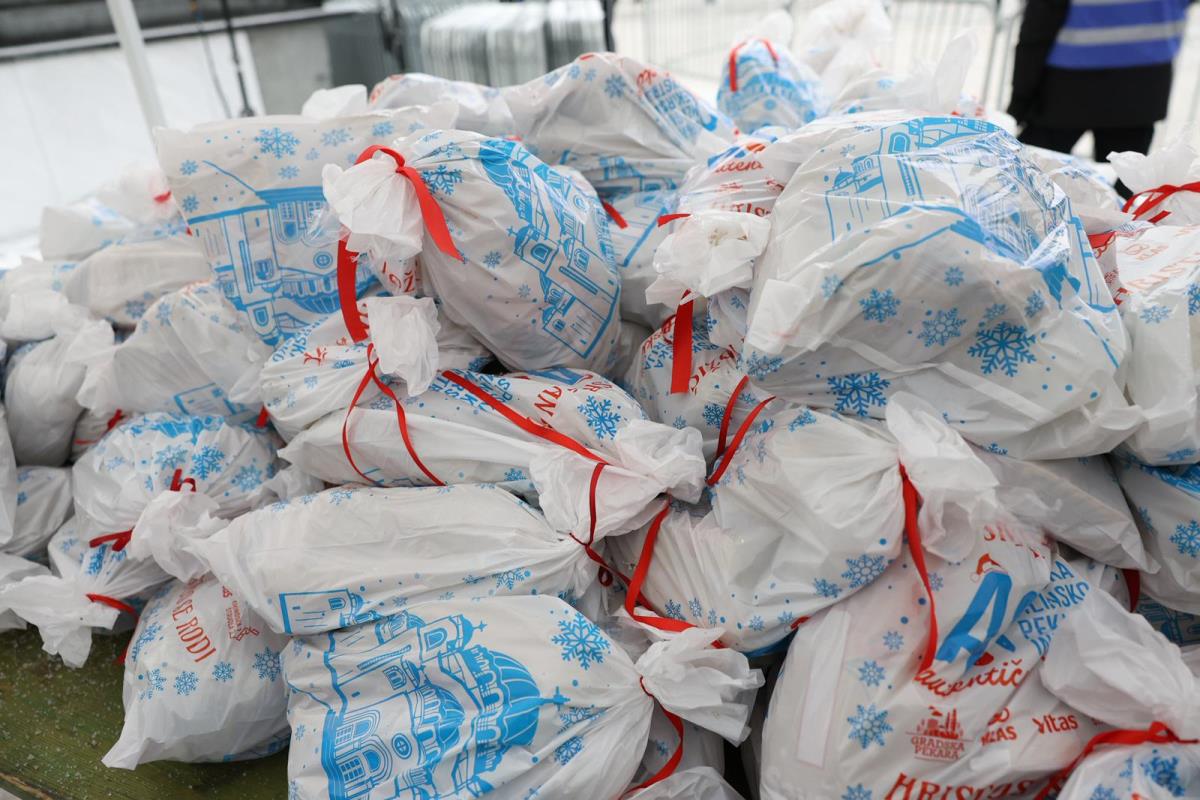 Božićna česnica (5).jpeg