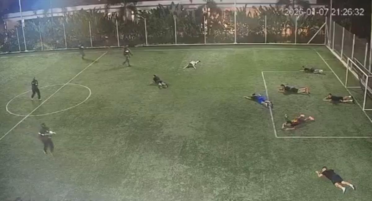 ubistvo fudbalski teren ostrvo Mokoli Ekvador