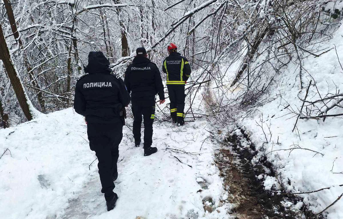 vanredna situacija MUP sneg (4).jpeg