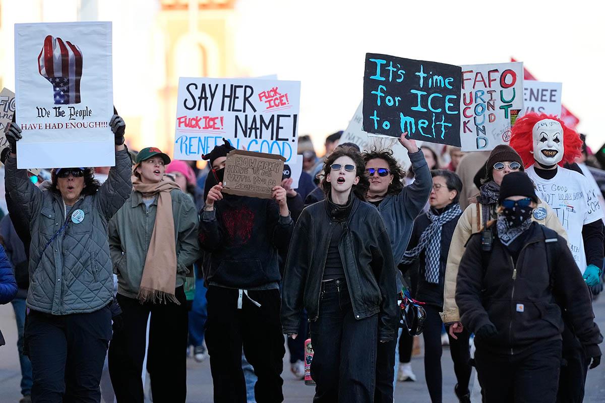Protest Amerika USA ICE Ubistvo žene  (8).jpg