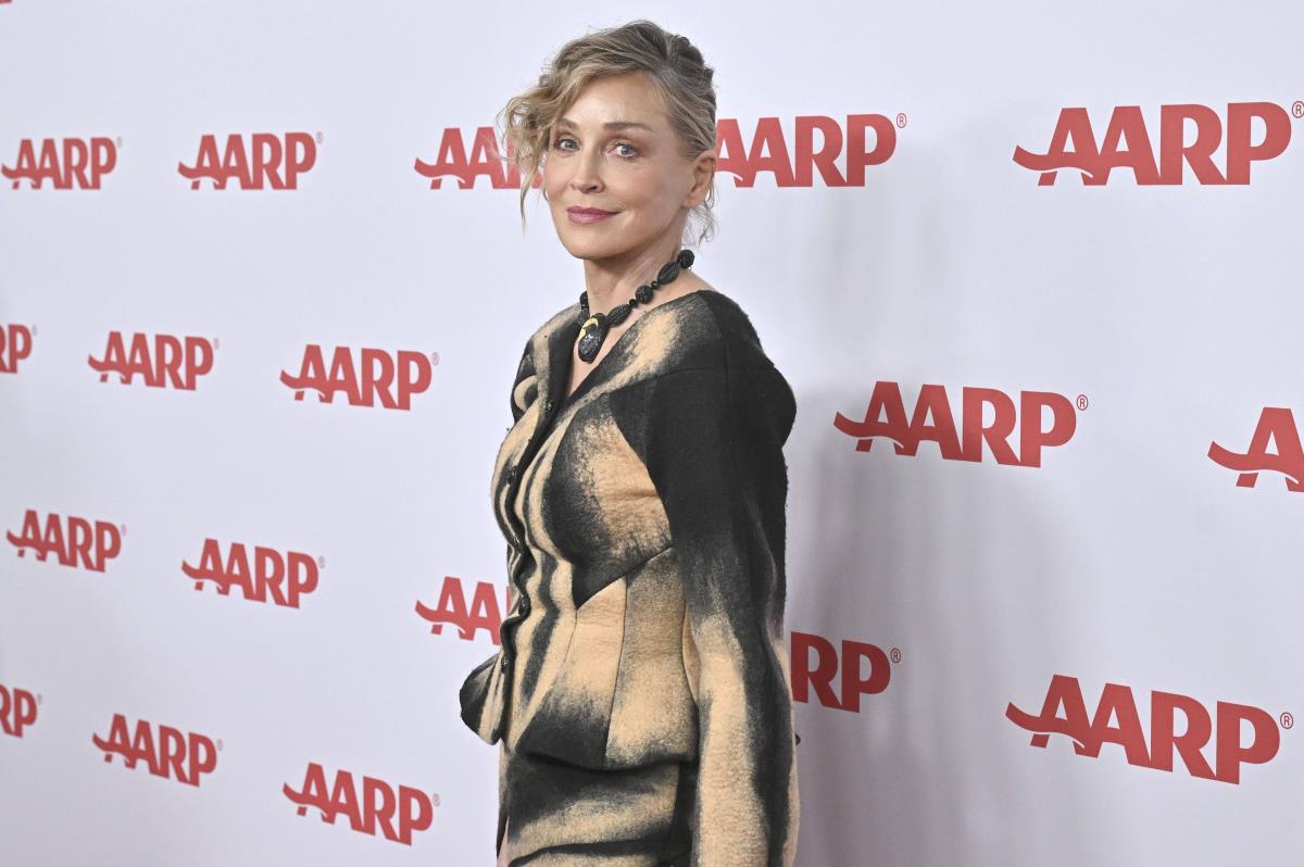 Šeron Stoun, Grownups Awards 2026