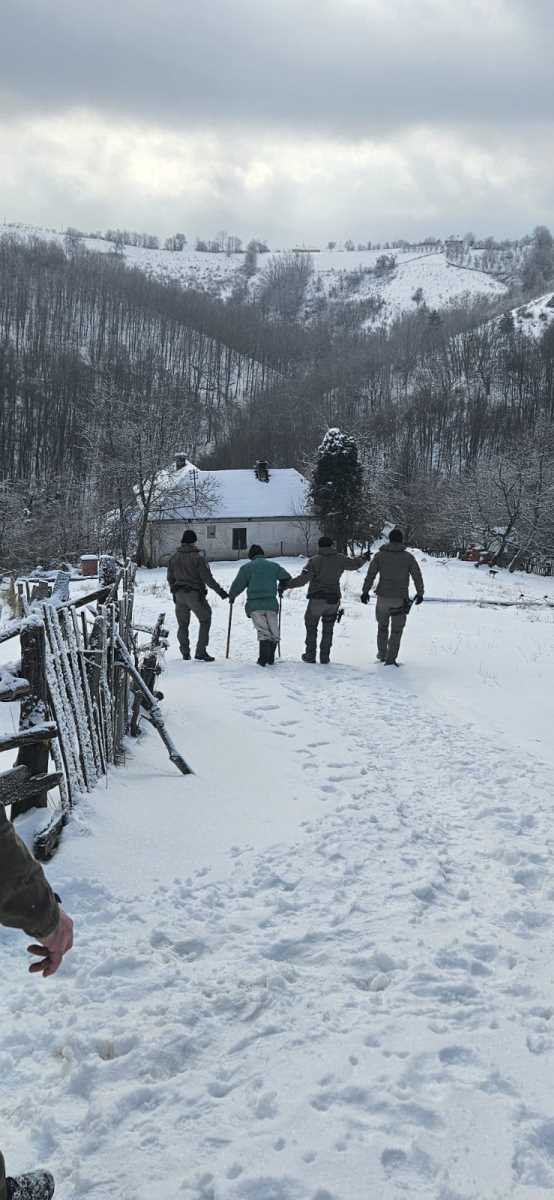 PU Bor, pomoć građanima
