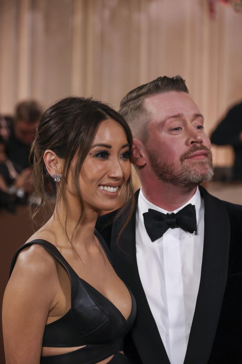 Makoli Kalkin sa verenicom na ceremoniji dodele Zlatni globus 2026