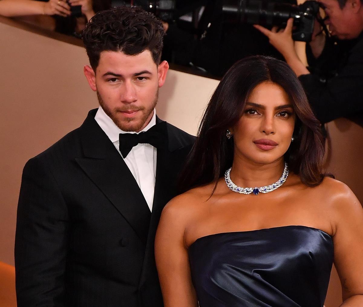 Prijanka Čopra i Nik Džonas na Zlatnim globusima 2026