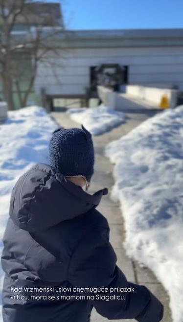 Kristina Radenković snimila sina, povela ga sa sobom na posao