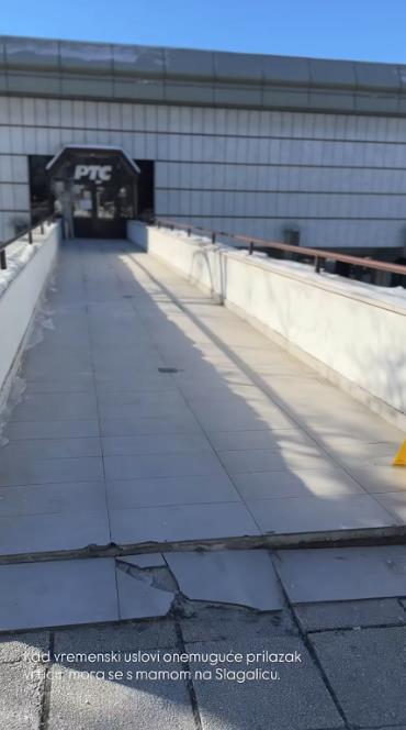 Kristina Radenković snimila sina, povela ga sa sobom na posao