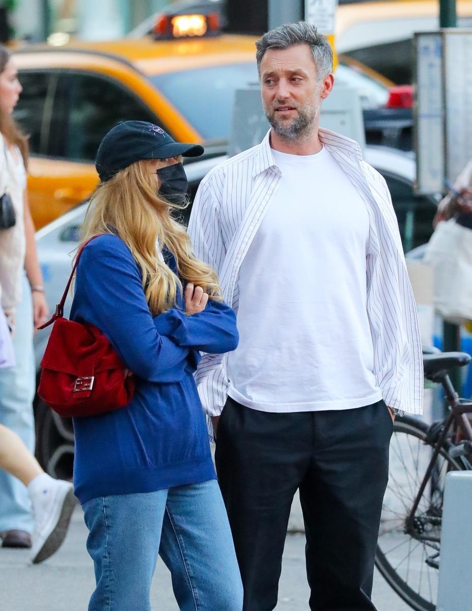 Dženifer Lorens sa suprugom, galeristom Kukom Maronijem