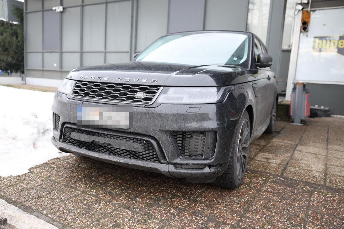 Automobil Ace Lukasa (8).jpeg