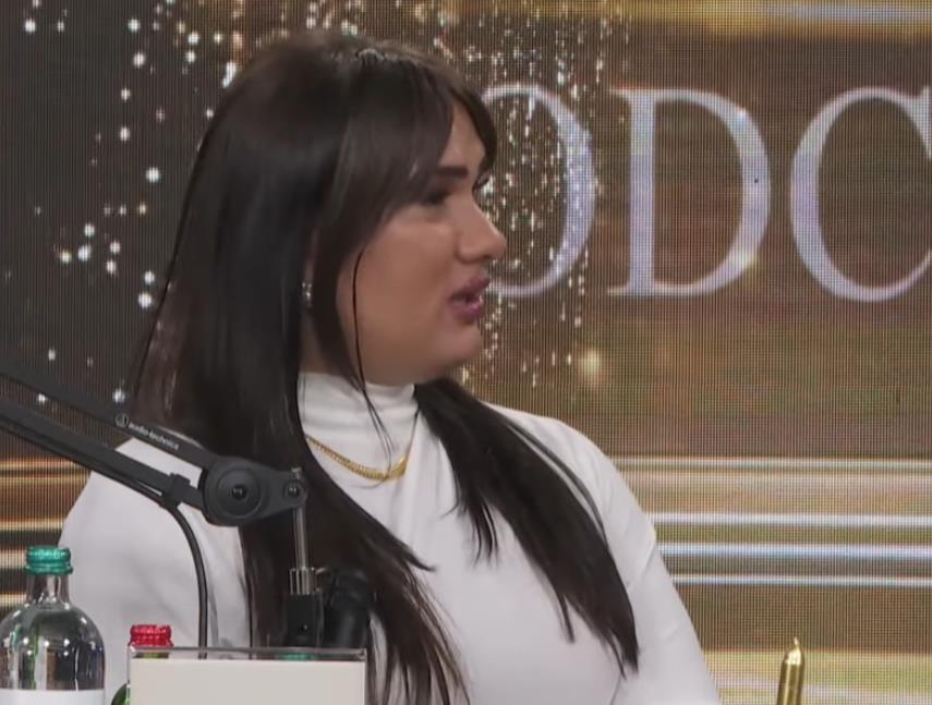 "HIRURG JE REKAO DA SE SKINEM" Ana Nikolić, koja je nekada bila Mika Vasić, progovorila o operaciji promene pola: Nisam imala intimne odnose, bilo mi gadno