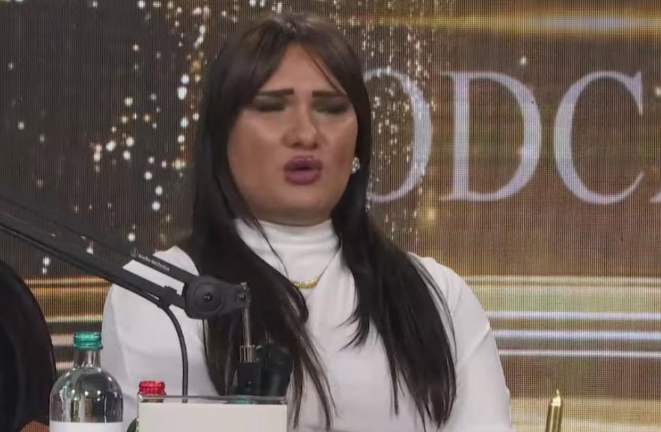 "HIRURG JE REKAO DA SE SKINEM" Ana Nikolić, koja je nekada bila Mika Vasić, progovorila o operaciji promene pola: Nisam imala intimne odnose, bilo mi gadno