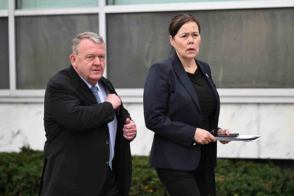 ana06 AP John Mcdonnell.jpg