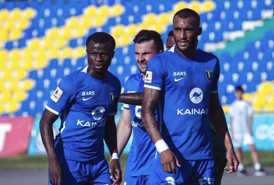 Lajonel Adams kao fudbaler Žetsija iz Kazahstana