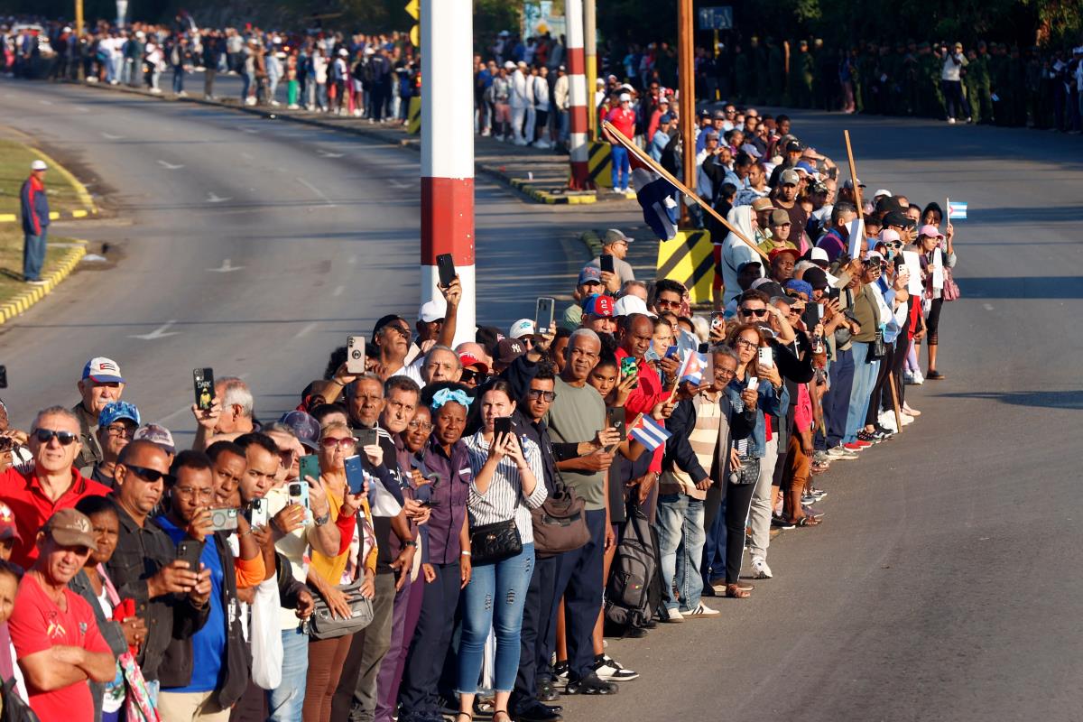 x01 AP Ernesto Mastrascusa.jpg