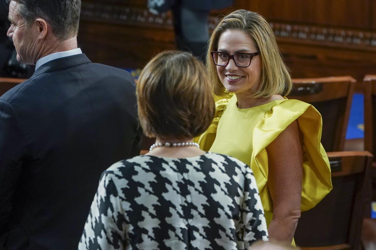 Kirsten Sinema (5).jpg