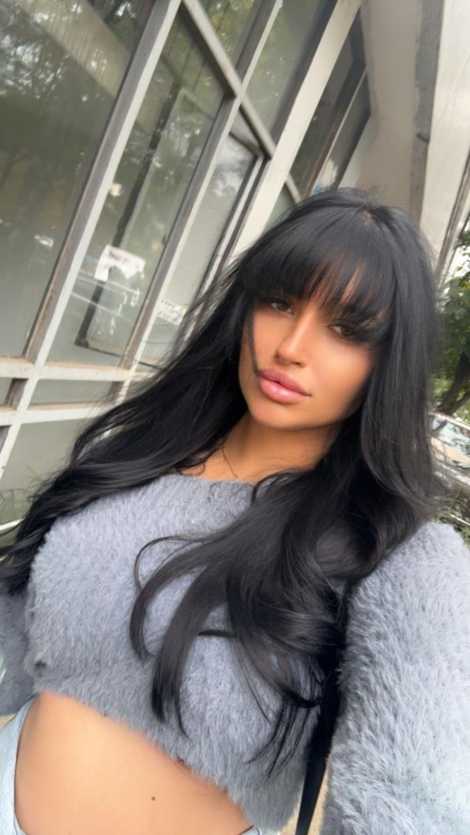 BIVŠOJ UČESNICI "ELITE" SPALJENA KOSA! Ivana tvrdi da joj je frizerka napravila pako od života: Ima opekotine po glavi - evo kroz šta prolazi