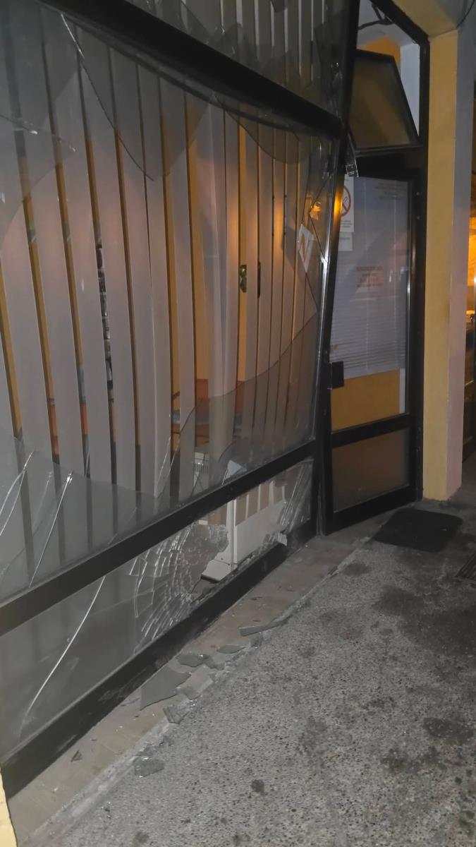 Frizerski salon  napad  Putinci.jpg