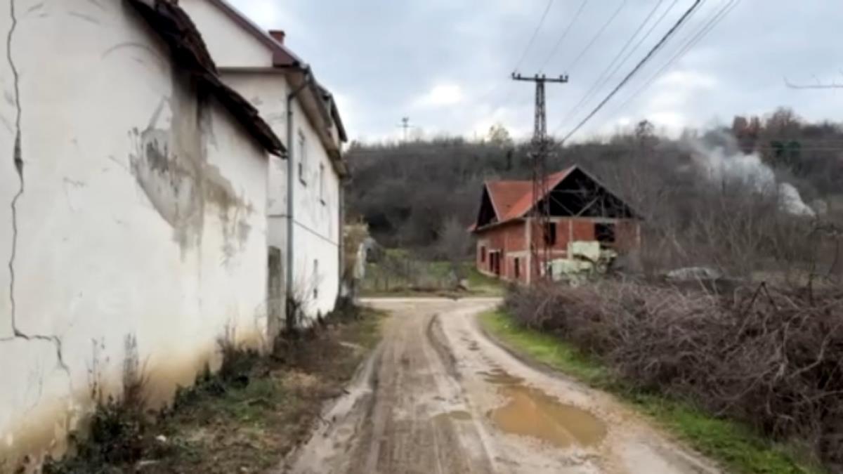 Izlazak iz sokaka.jpg