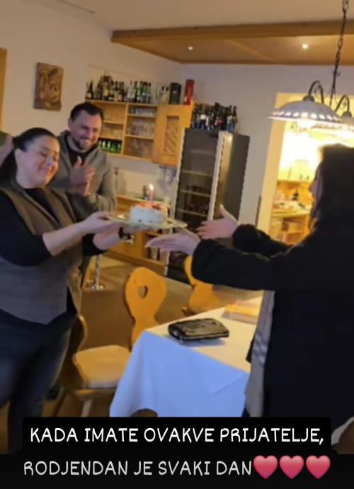 Dragana Mirković slavi rođendan