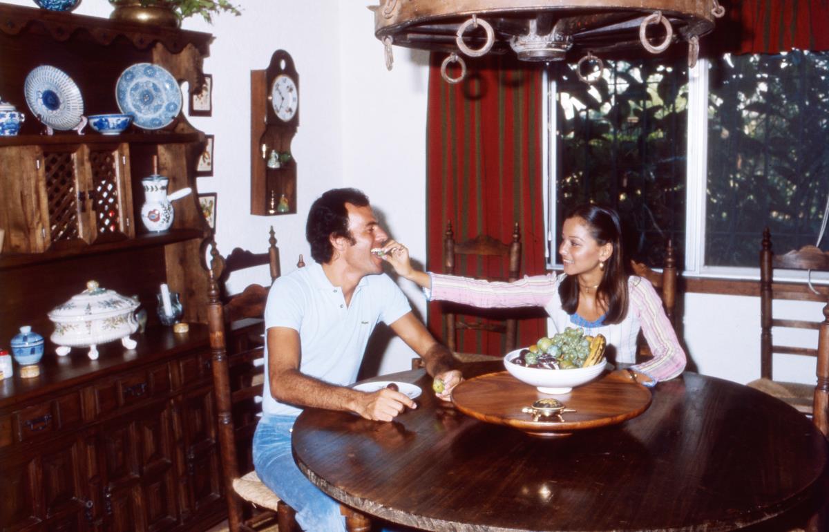 Hulio Iglesijas i Izabel Prejsler