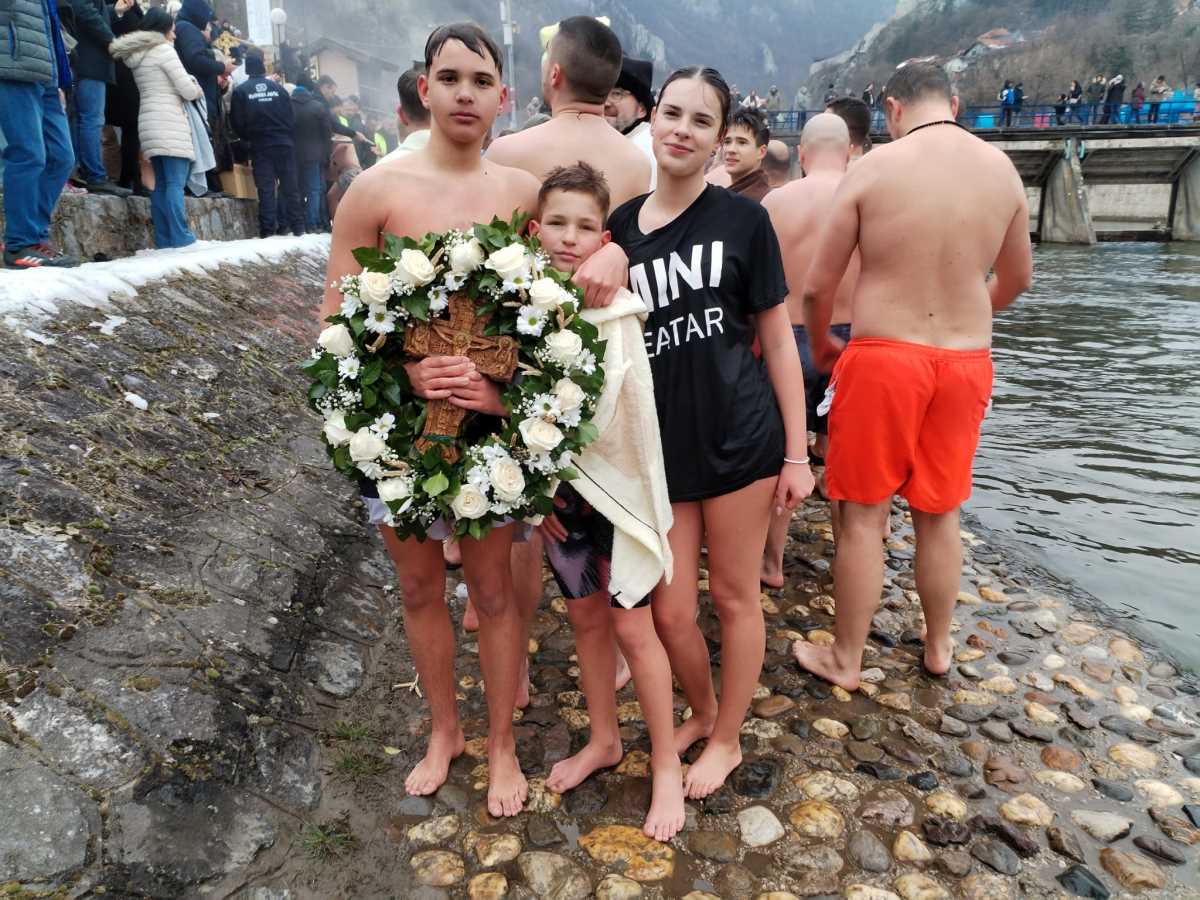 Časni krst Đetinja Užice (4).jpeg