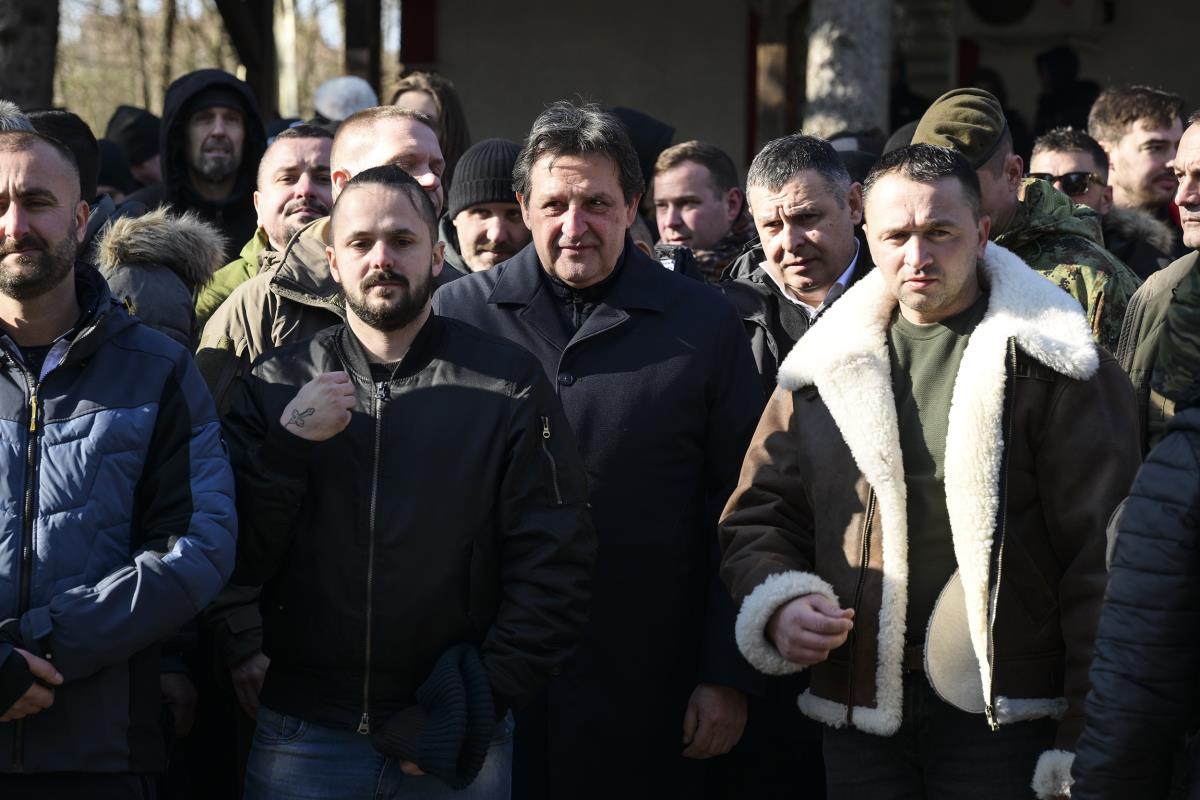 Bogojavljenje plivanje Časni krst Bratislav Gašić selo Šavrane (6).jpg