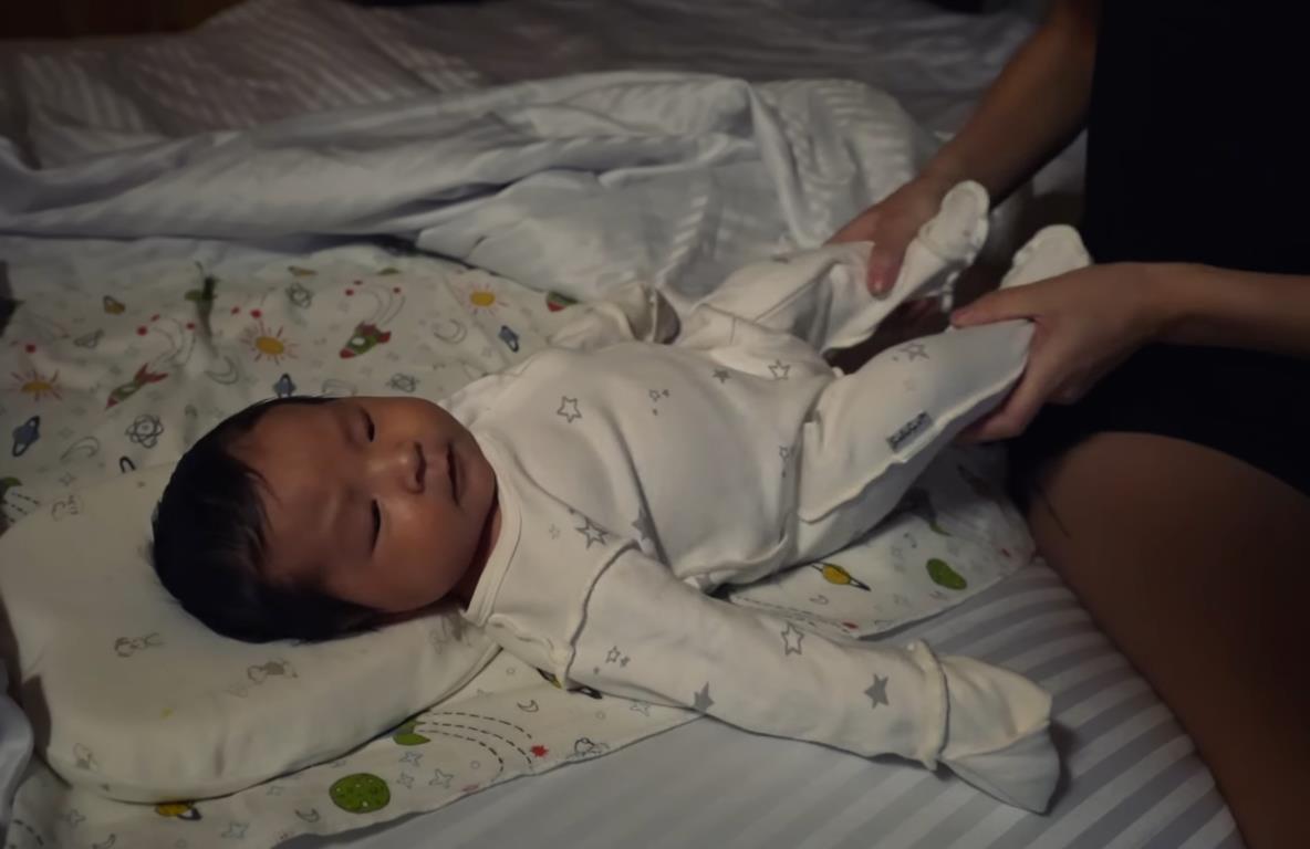 Majka sa bebom u Jakutsku na ekstremnoj hladnoći (2).png