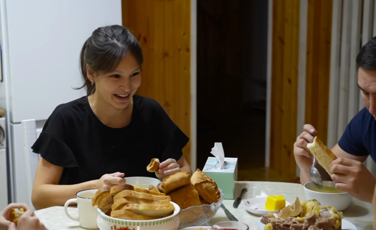 Majka sa bebom u Jakutsku na ekstremnoj hladnoći (8).png