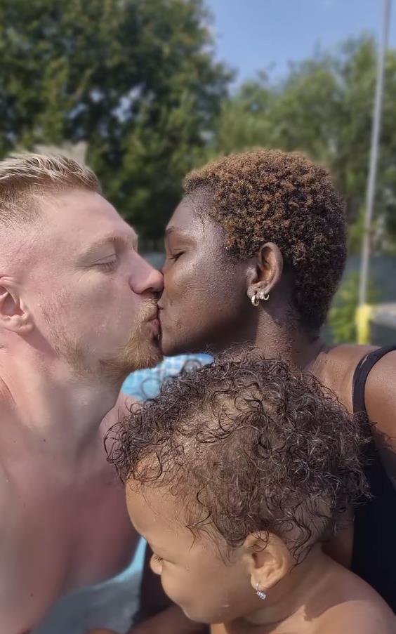 Rut i Dimitrij ljubavna priča u Jakutsku (7).png