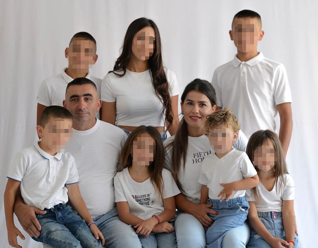 Rožaje  porodica Garović krst na krompiru