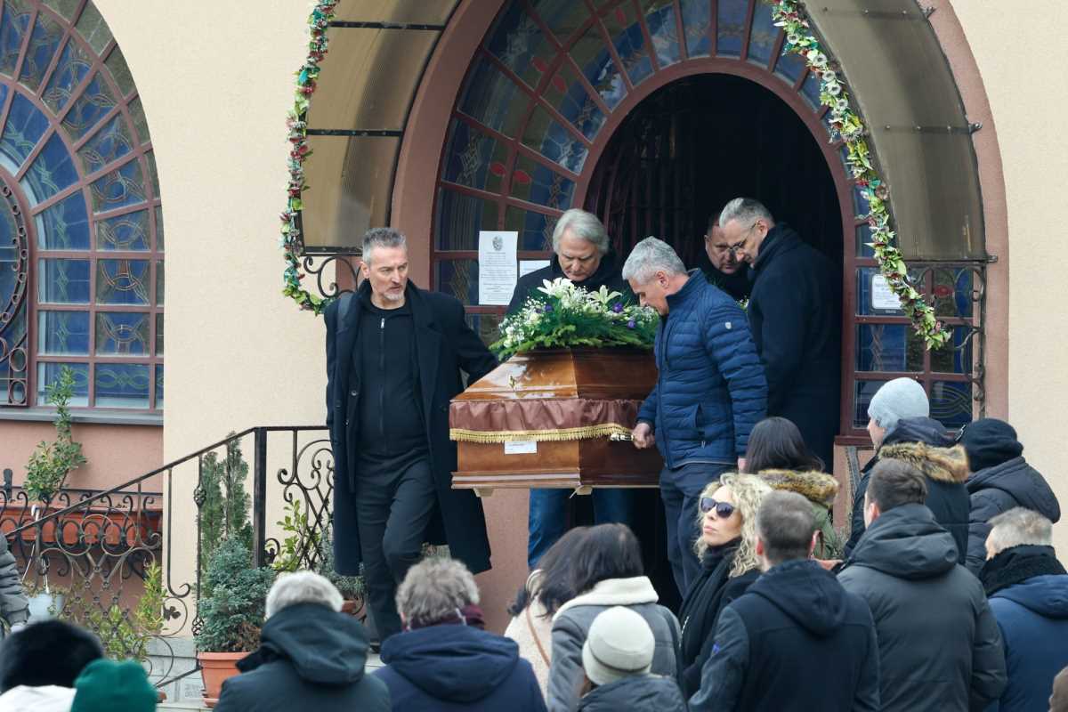 Miroslav Mika Aleksić sahrana (7).jpeg